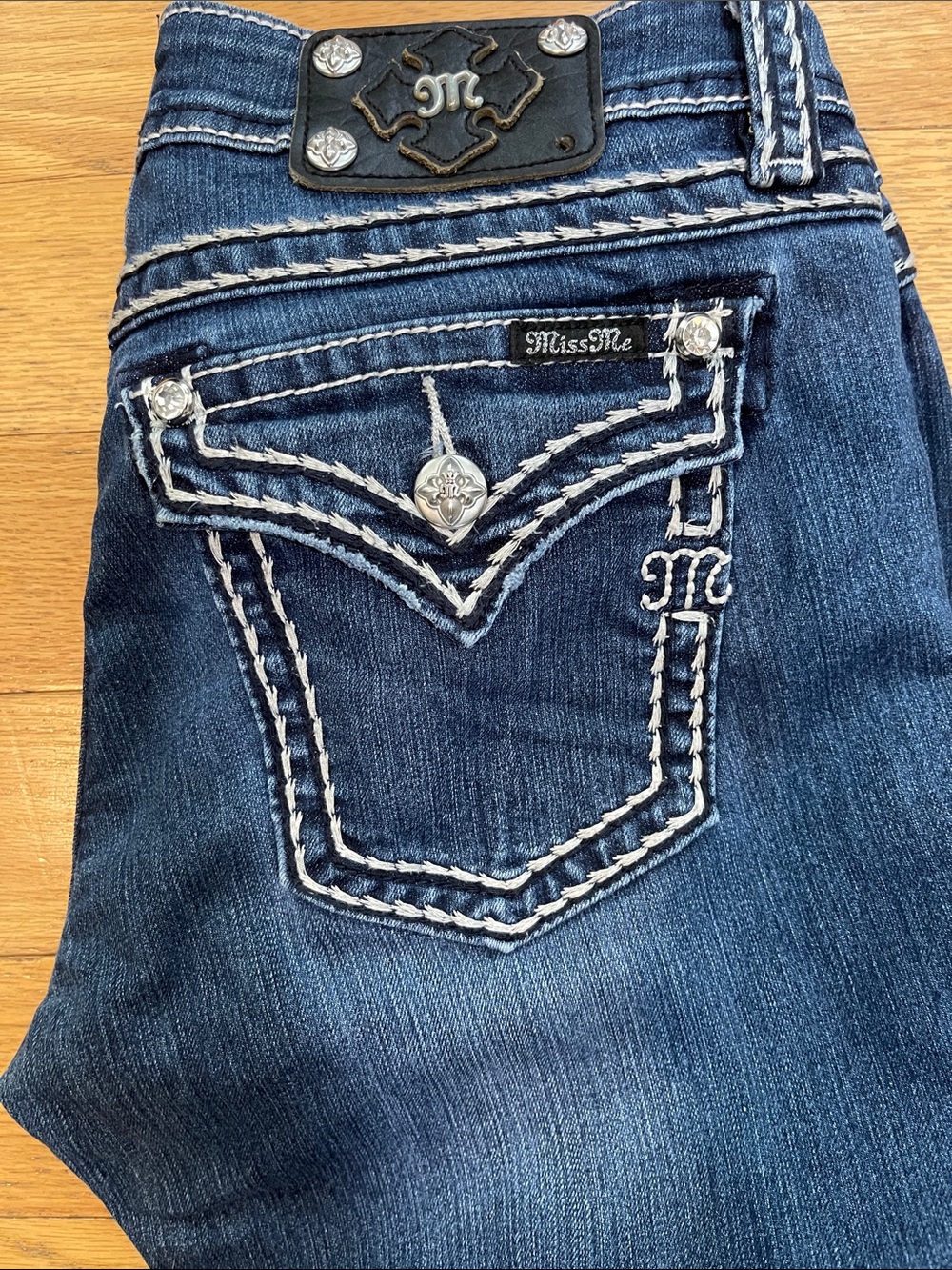 Miss Me Loose Saddle Stitch Border Bootcut Jeans
